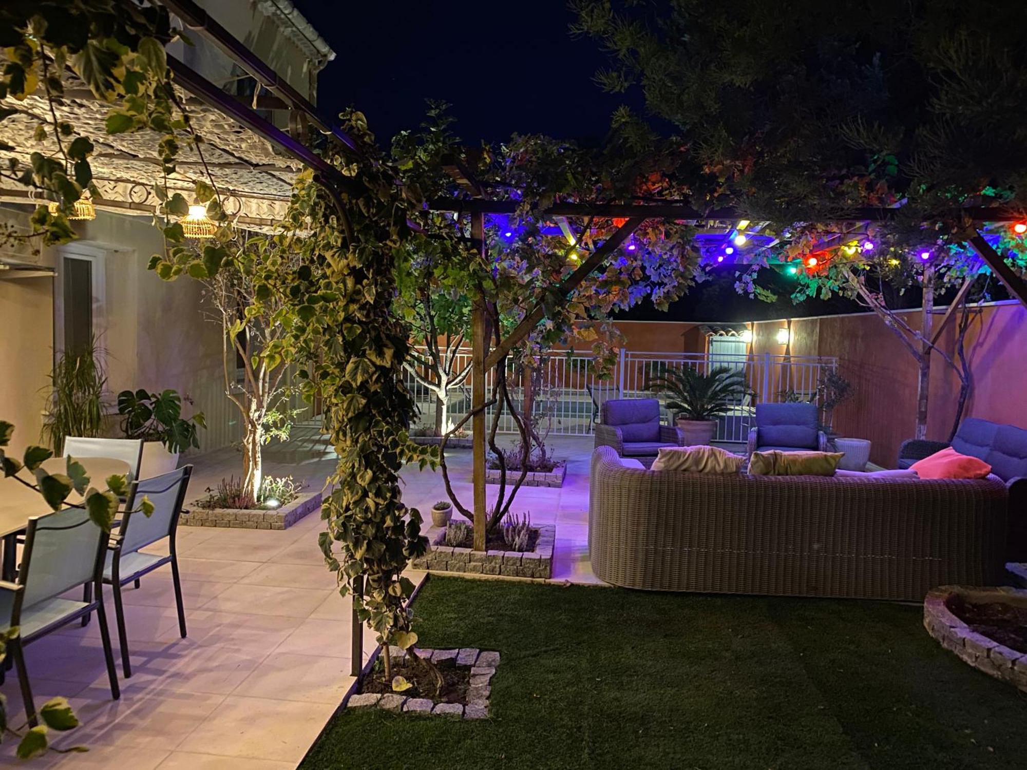 La Cigaliere De L Isle Apartment LʼIsle-sur-la-Sorgue Екстериор снимка